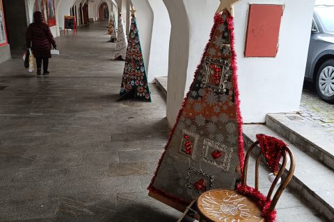 Výstava vánočních stromků